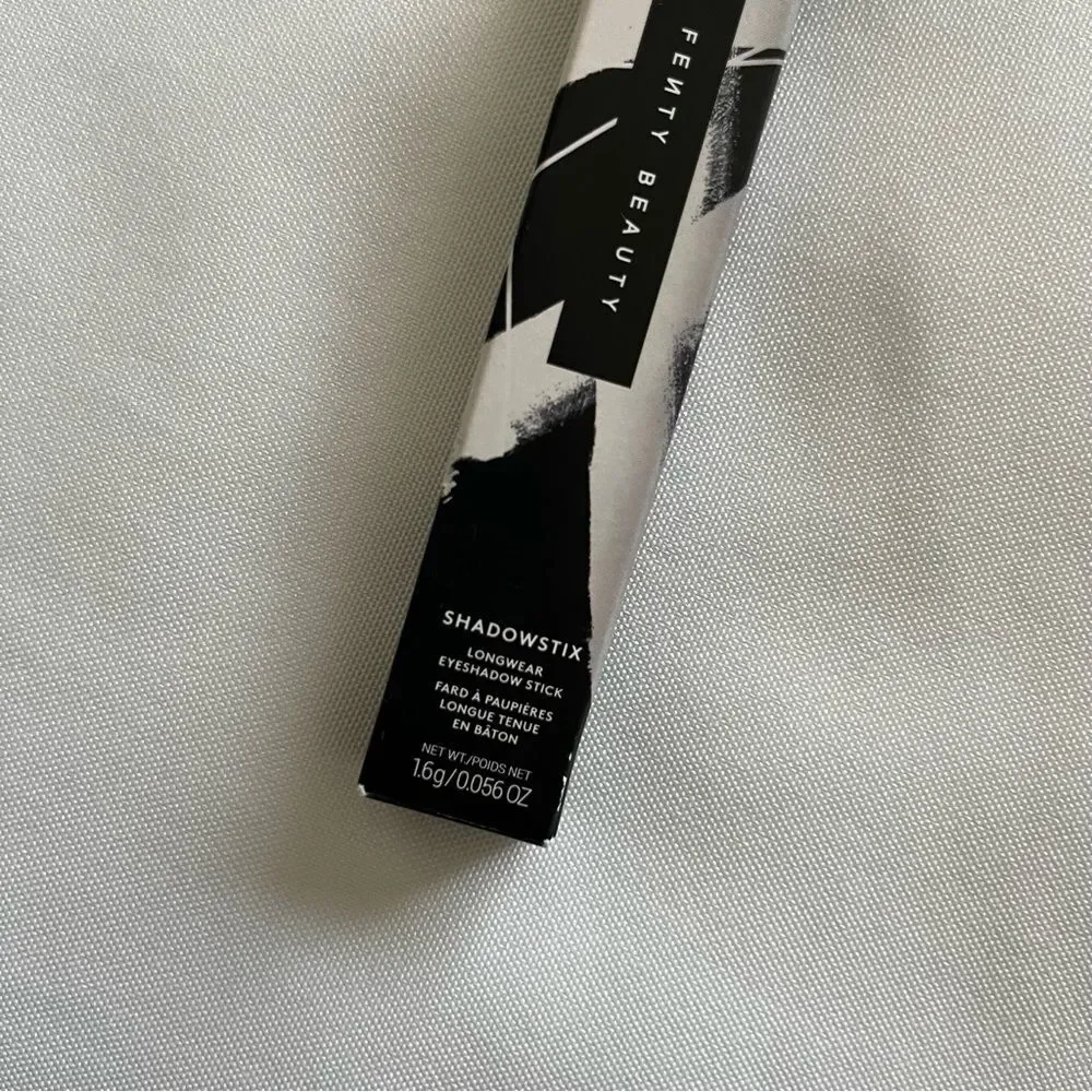 FENTY BEAUTY by Rihanna Shawdowstix Longwear Eyeshadow Stick Candy Rapper NWT